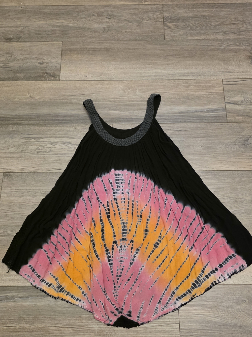 India Boutique Boho Tie Dye Embroidered Tank Top Flowy Umbrella Swing Free Size